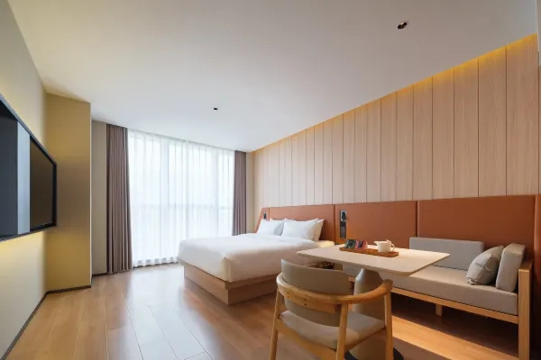 Classic Double room (full double bed)
