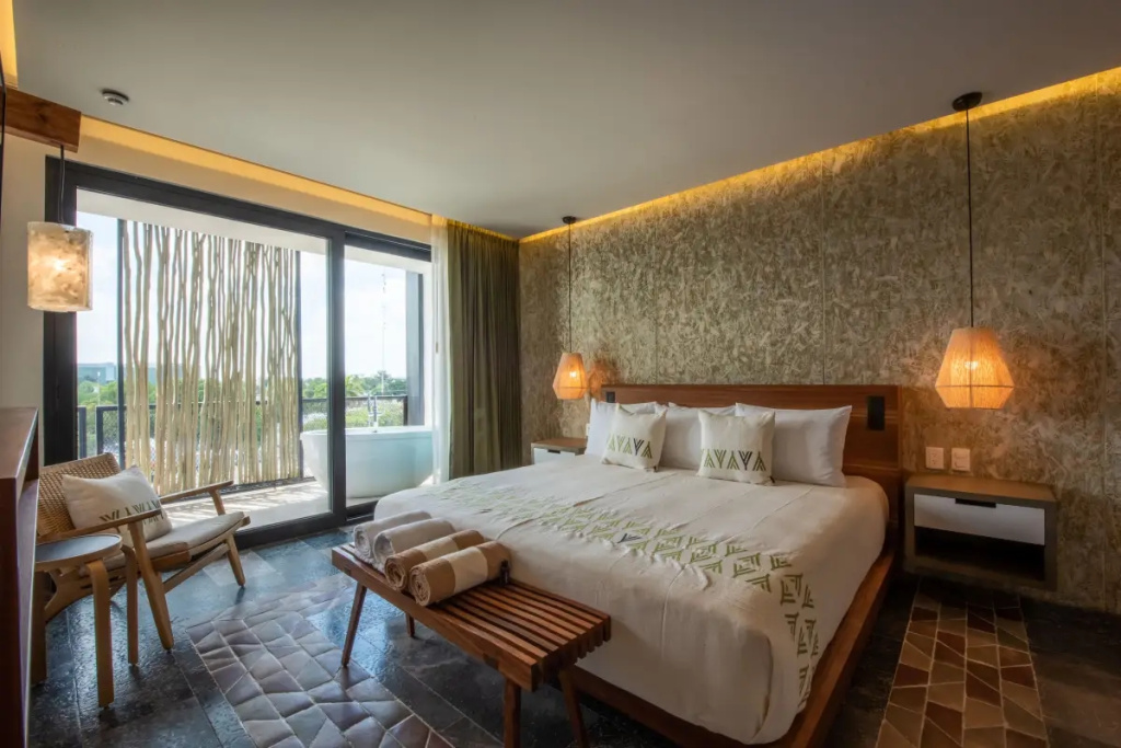 Master Double Suite (full double bed)