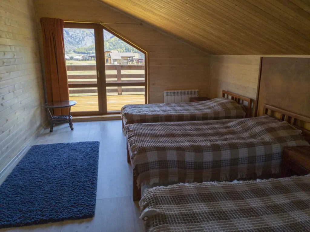 Australia Sextuple Cottage