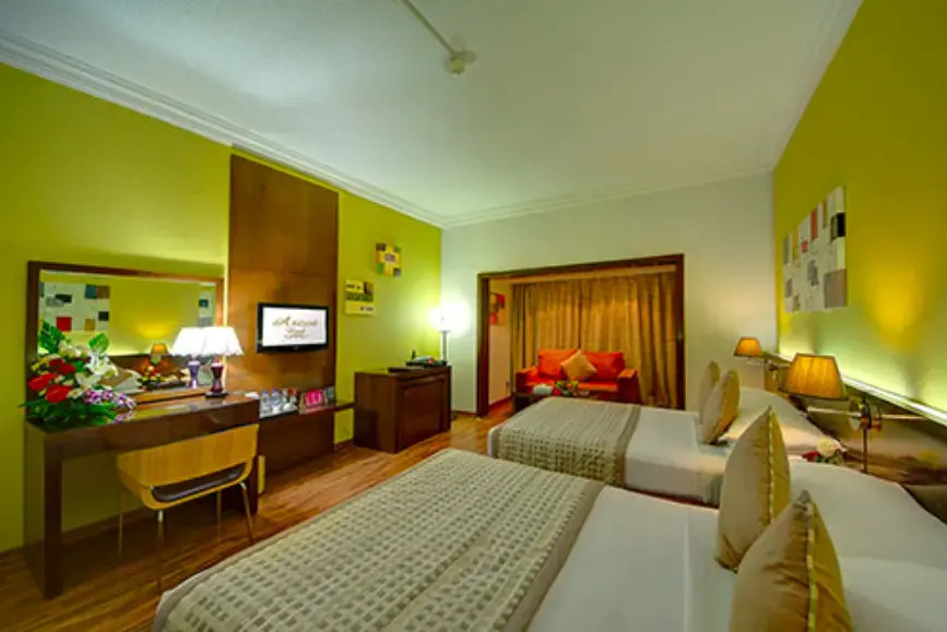 Ascot Hotel
