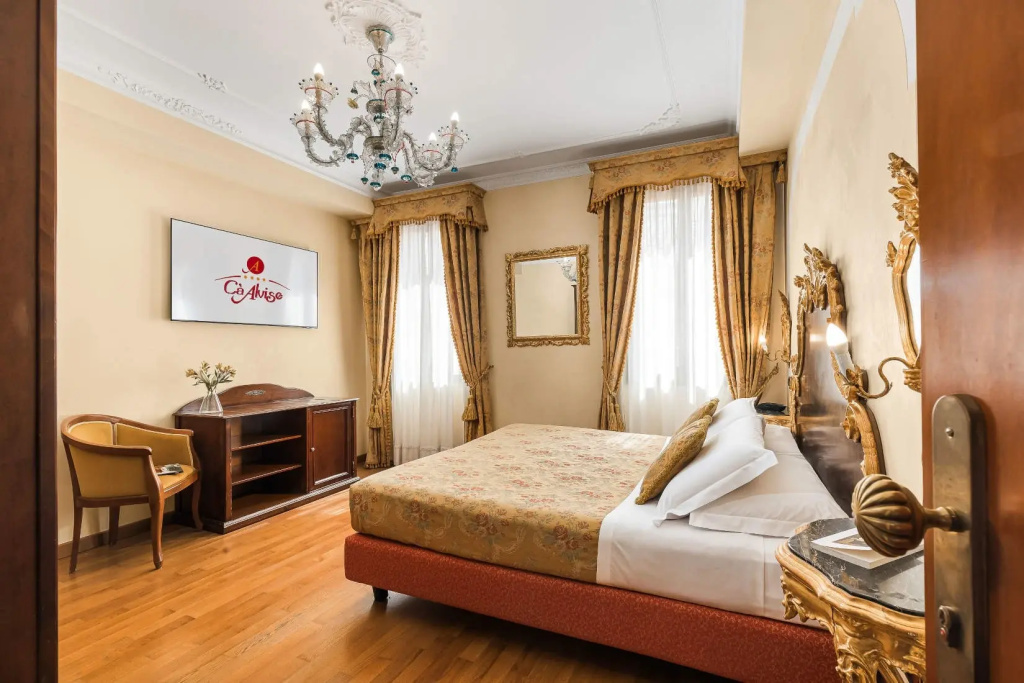 Classic Double room (twin beds)