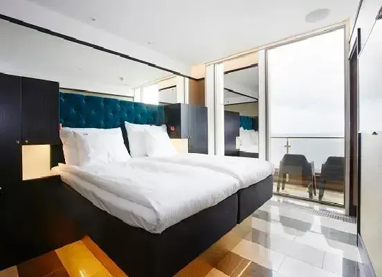 Suite with balcony