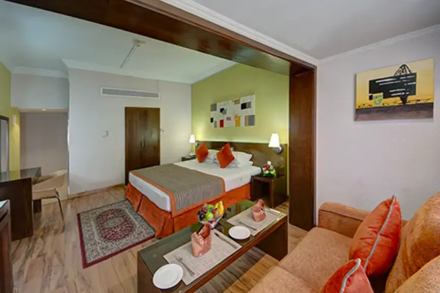Ascot Hotel
