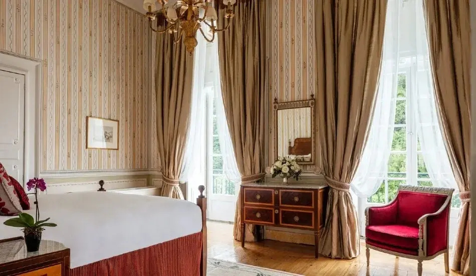 Royal Double Suite (full double bed)