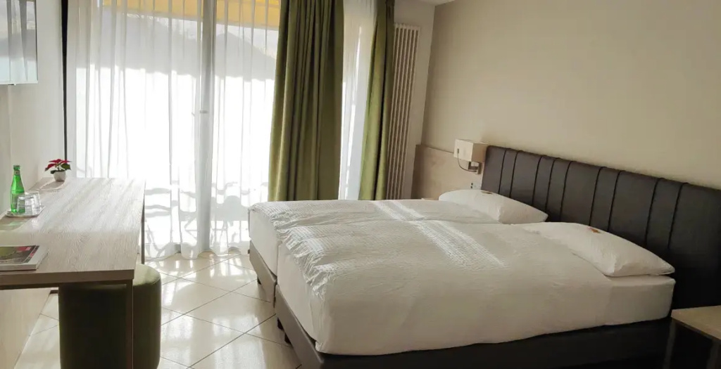 Comfort Double room (full double bed)
