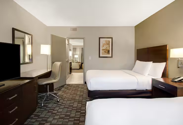Embassy Suites by Hilton Jacksonville Baymeadows - Chambres