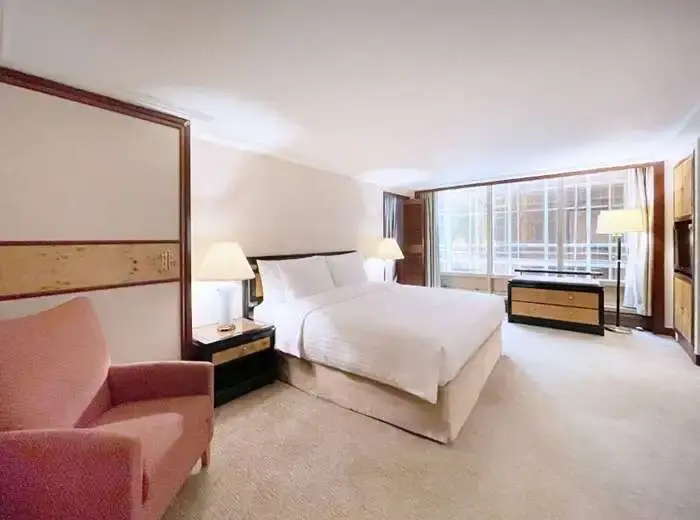 The Royal Pacific Hotel & Towers - Chambres