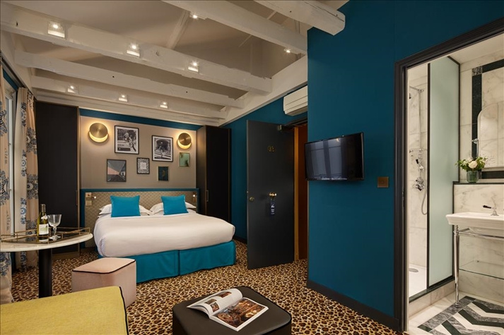Double Junior Suite (full double bed)