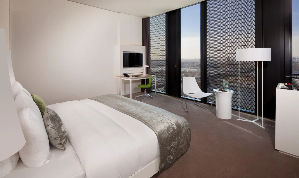 Melia Vienna - Tap to explore photos