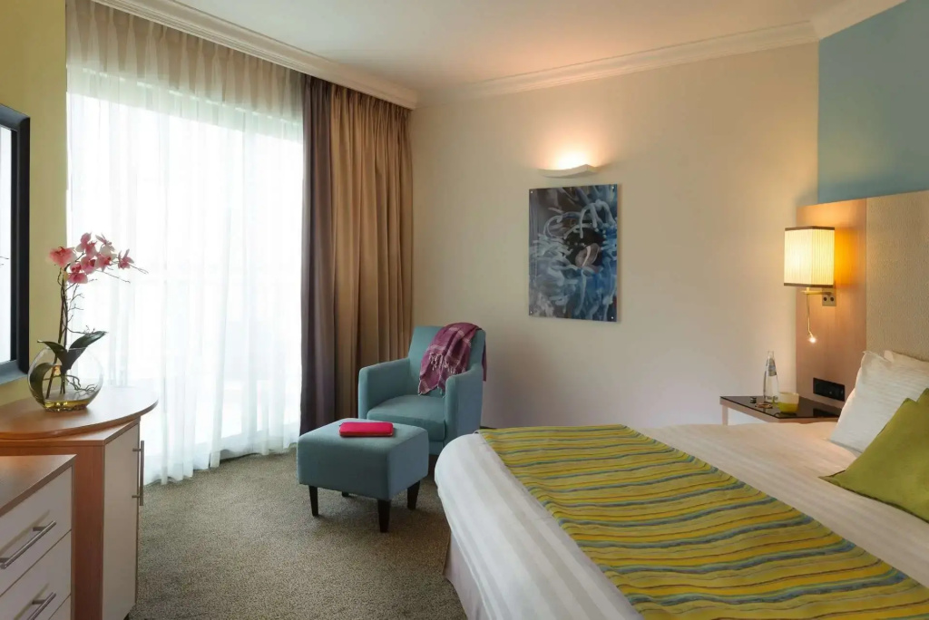 U Royal Double Suite (full double bed)