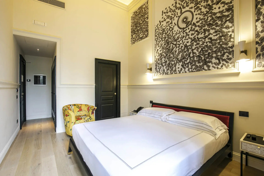 Master Double Suite (full double bed)