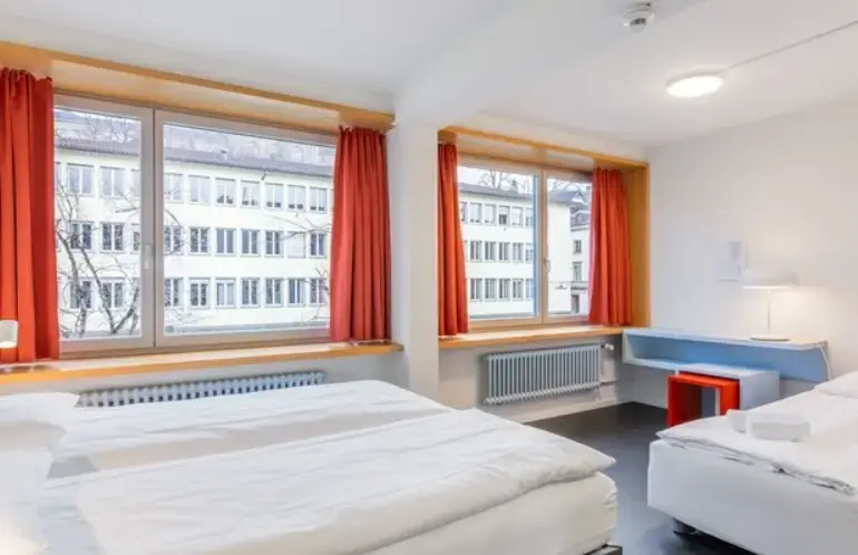 Triple room
