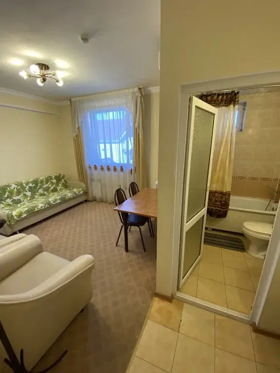 2 Bedrooms Family room