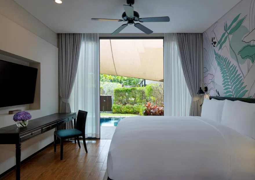 Четырёхместный люкс Pool с 2 комнатами в Anantara Mai Khao Phuket Villas