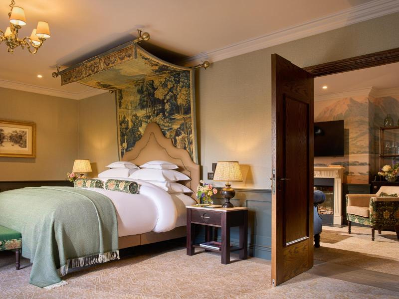1 Bedroom Double Suite (full double bed)