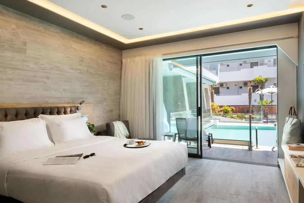 Double Junior Suite (full double bed)