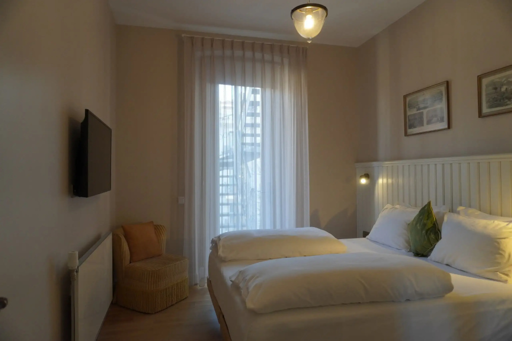 1 Bedroom Additional building Double ground floor Apartment (full double bed)
