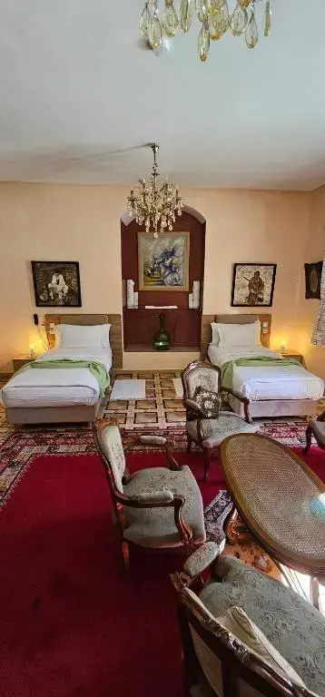 Deluxe Double room (twin beds)