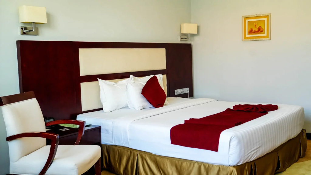 Royal Double room (full double bed)