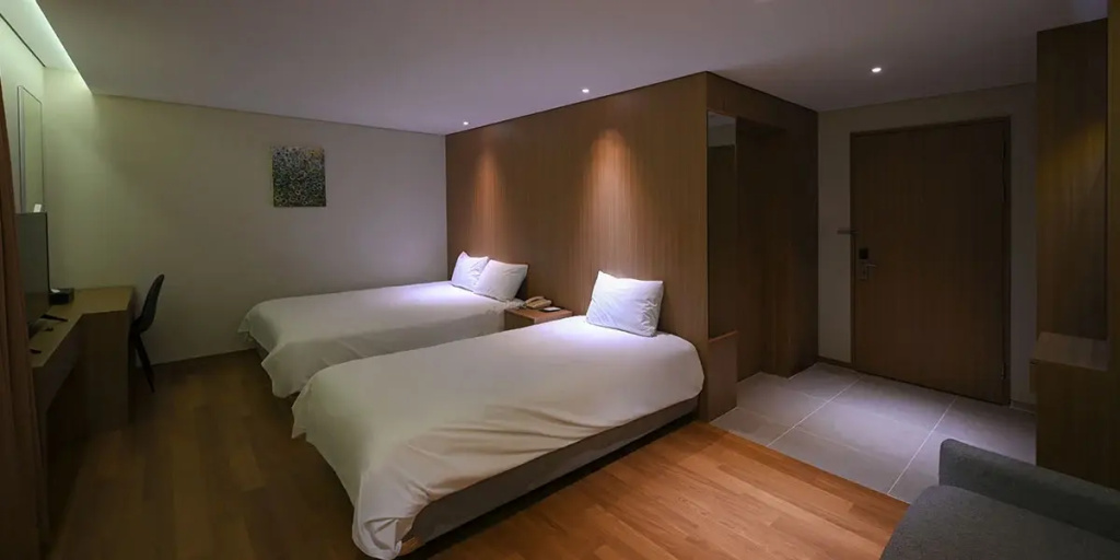 Premier Double room (twin beds)