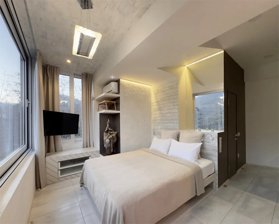 Light Lux Double Apartment (full double bed)