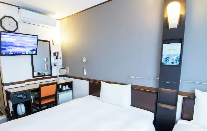 Toyoko Inn Shin Osaka Higashi Mikuni Station 사진 12