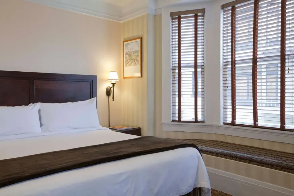 Executive Hotel Vintage Court - Chambres