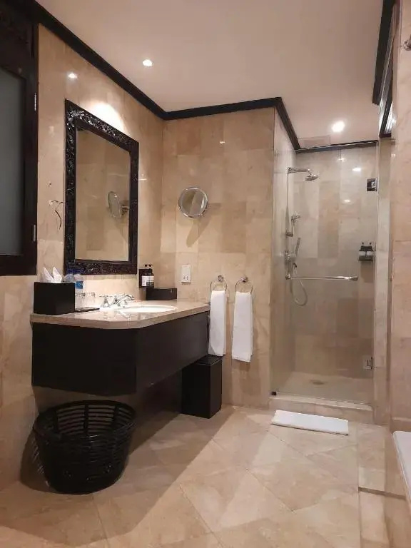 The Royal Beach Seminyak Bali - Chambres