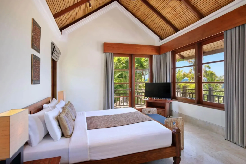 3 Bedrooms Superior Pool Villa with ocean view