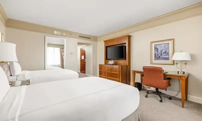 Deluxe Accessible Quadruple room