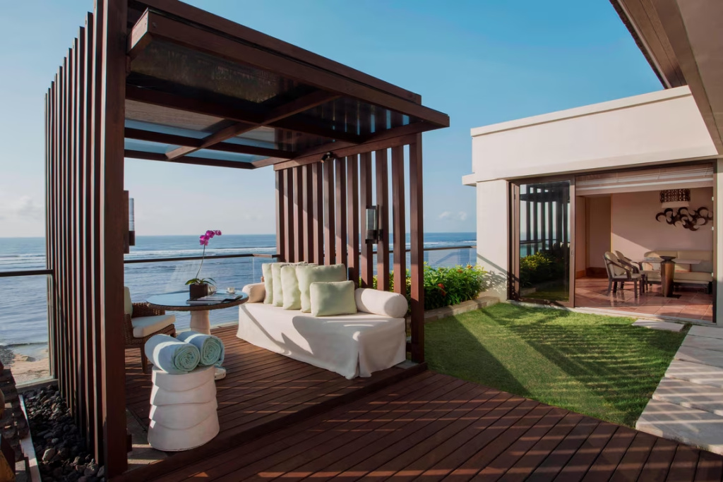 The Sky Villa 2 Schlafzimmer mit Balkon und mit Meerblick, Bild 4 von 5