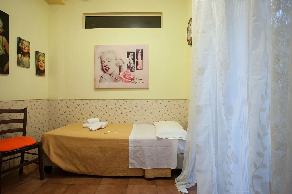 Hotel Cine Holiday - Chambres