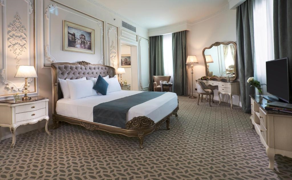 Imperial Double Suite (full double bed)