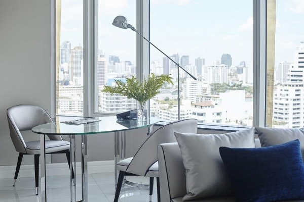 Двухместный люкс Executive двуспальная кровать в Grande Centre Point Sukhumvit 55