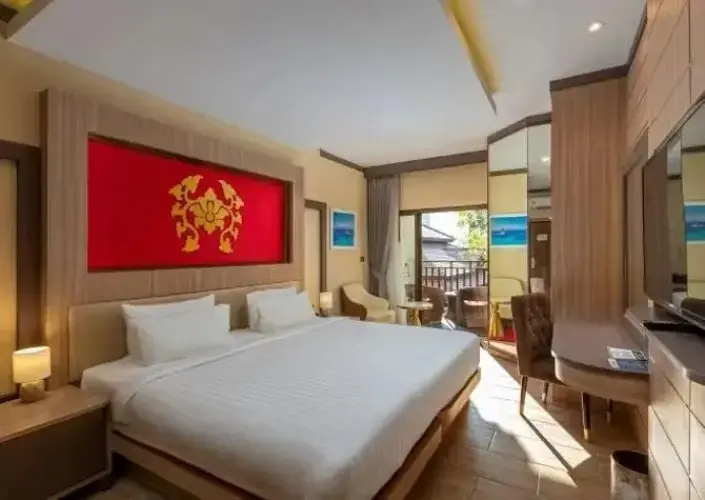 Deluxe Double room with balcony (full double bed)