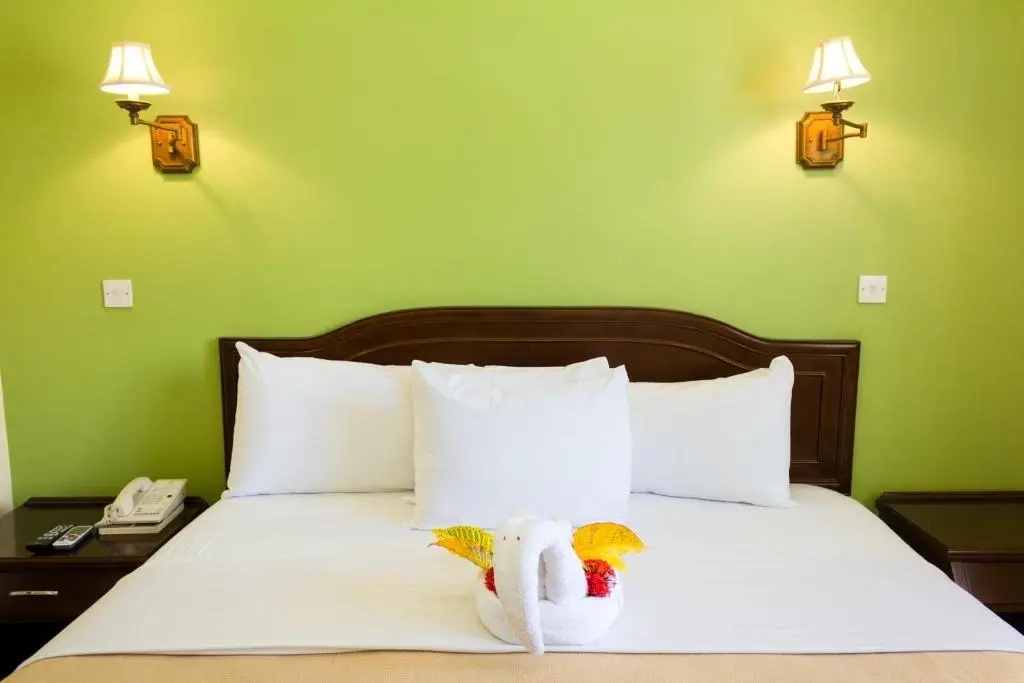 Bay Gardens Hotel - Général