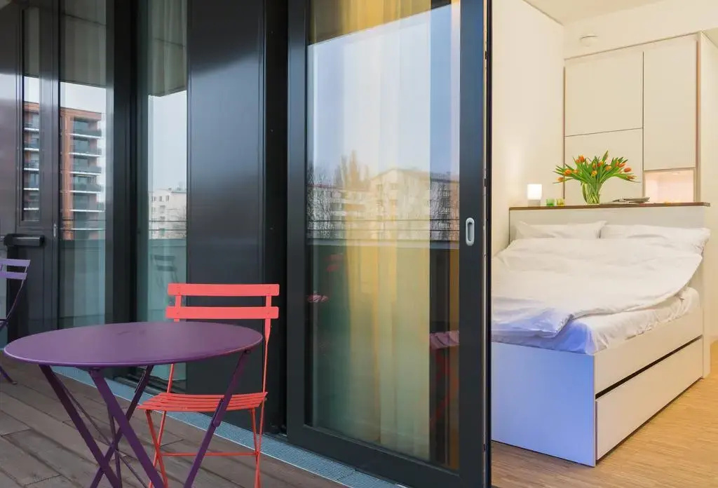 Double room (full double bed)