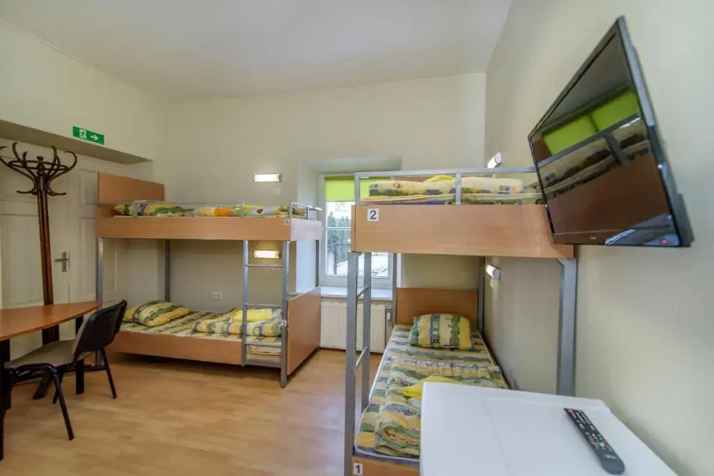 Standard Sextuple room