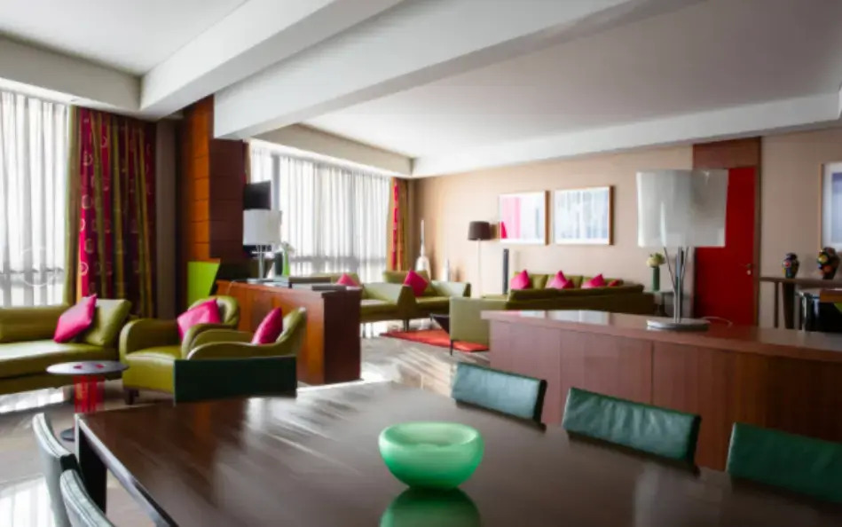 Jumeirah Creekside Hotel