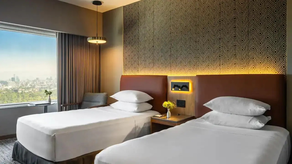 Double room with park view (twin beds)