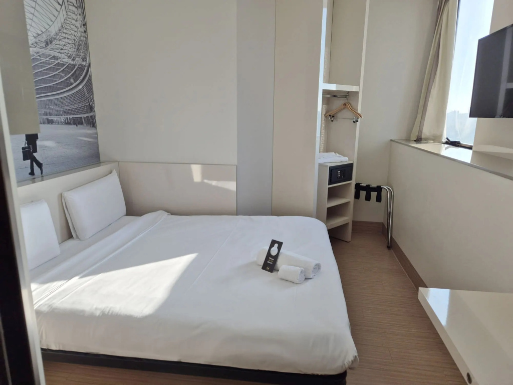 B&B Hotel Milano Sesto Marelli - Tap to explore photos