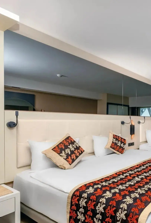 Superior Double room (full double bed)