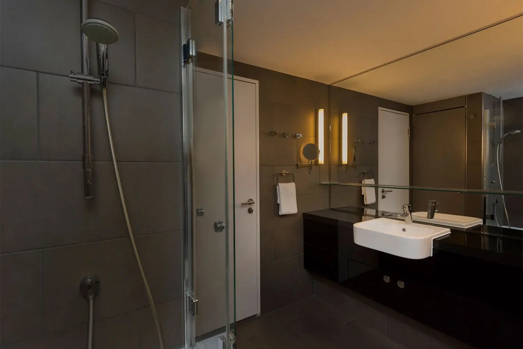 Adina Apartment Hotel Berlin Hackescher Markt - Chambres