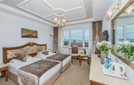 Deluxe Double room with sea view (full double bed)