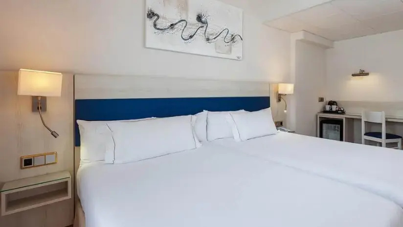 Superior Double room (full double bed)