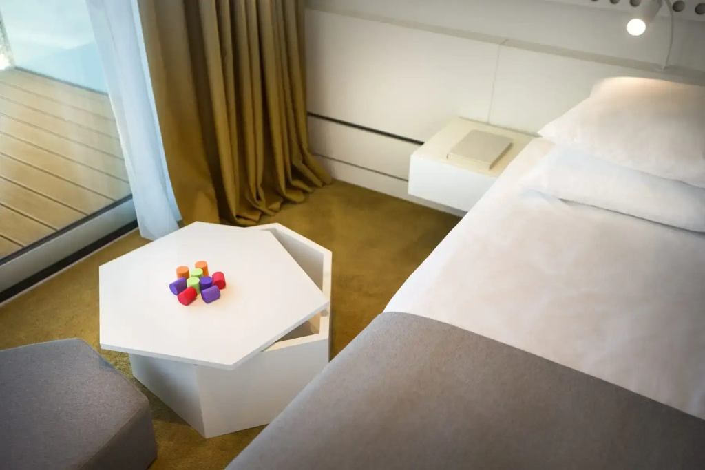 Premium Family room