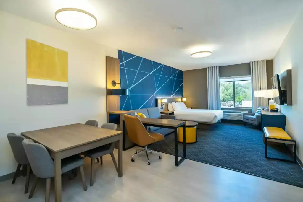 Comfort Suites Kelowna - Chambres