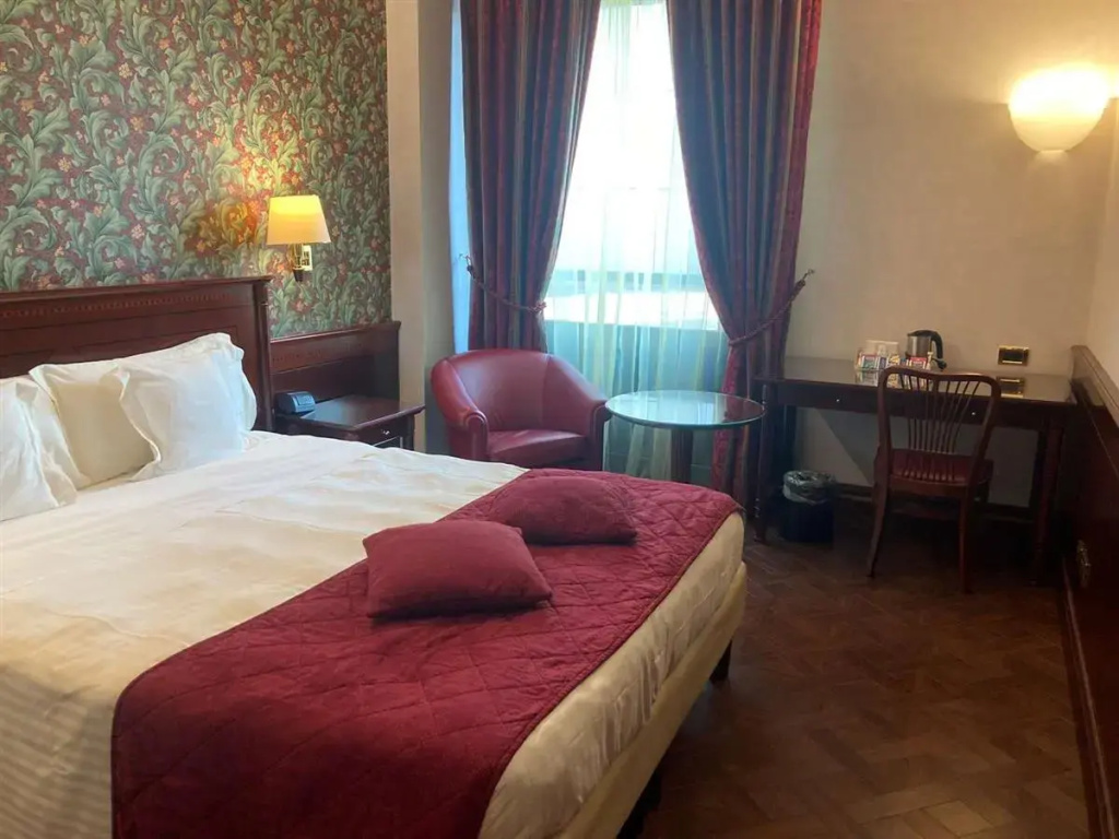 Smart Double room (full double bed)