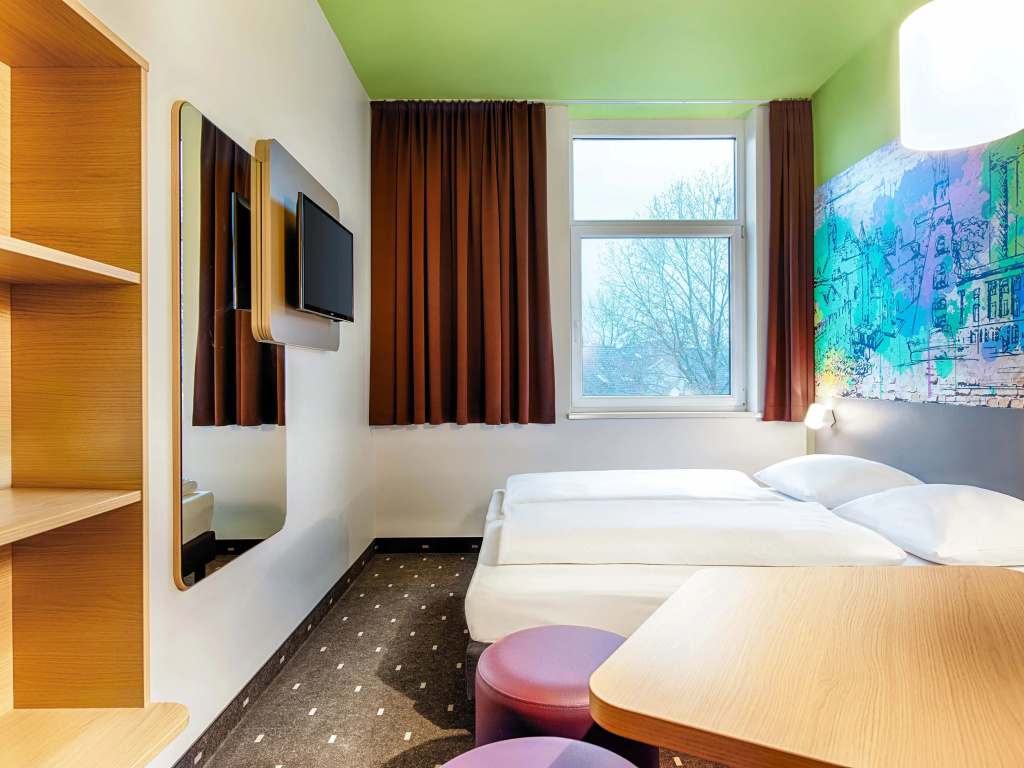Double room (twin beds)