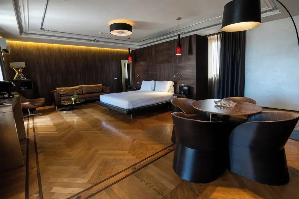 Hotel photo 11